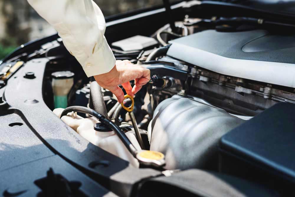 CÃ³mo cambiar el aceite del coche y cuÃ¡ndo hacerlo