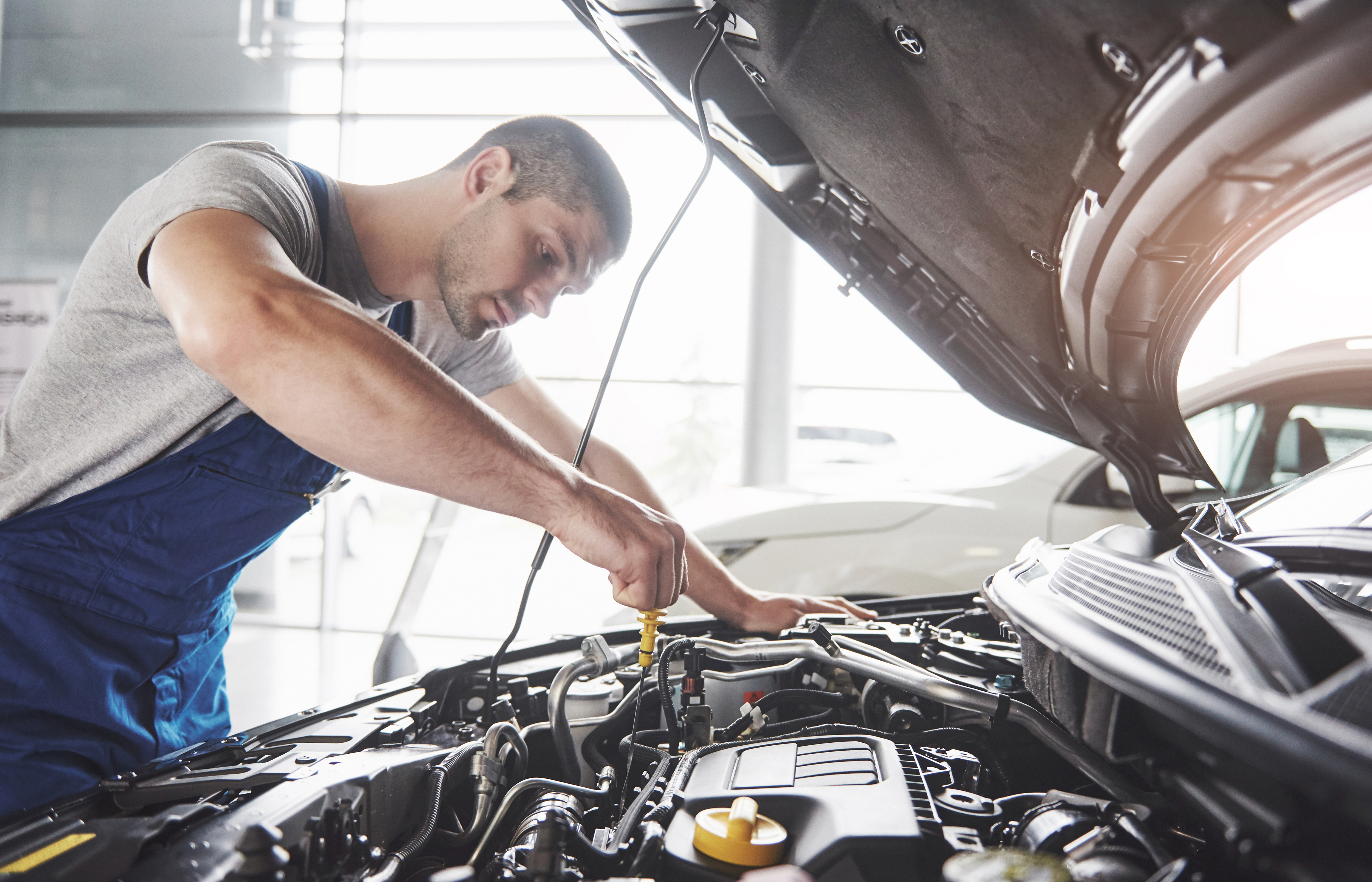 Las averÃ­as mÃ¡s frecuentes en el radiador del coche y consejos para cambiarlo